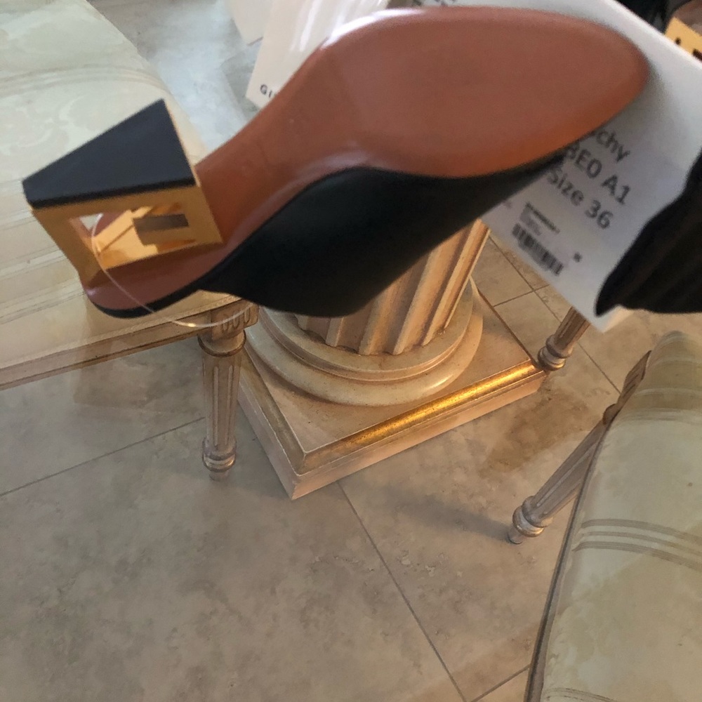 Givenchy slides - Picture 3 of 6